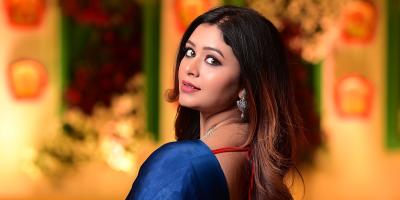 বাগদান সারলেন ঋতাভরী